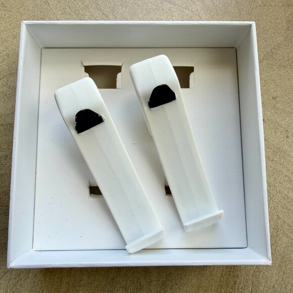 Tesla 2012-2020 Model S/X Coat Hooks White - Picture 3 of 4